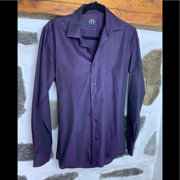 Men’s button down shirt - Picture 2 of 6